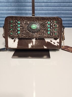 NWT Sam &Hadley Brown and White Western Embossed Wallet with Turquoise Accents